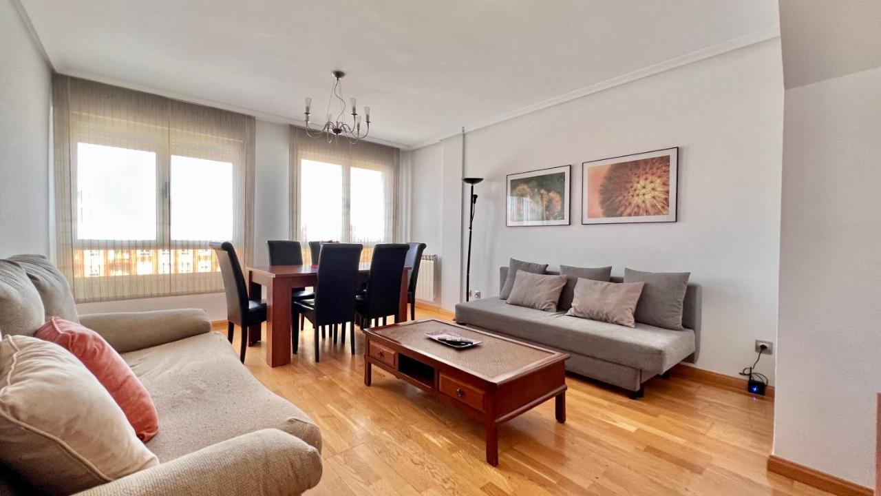 Housingleon - Conde Duplex Con Garaje Gratuito Leilighet Eksteriør bilde