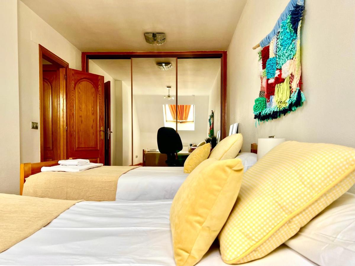 Housingleon - Conde Duplex Con Garaje Gratuito Leilighet Eksteriør bilde